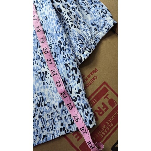 Tyler Boe Silk Leopard Animal Print Back Button‎ Long Sleeve Top Large - Picture 10 of 10